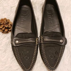 Black Dior flat / loafers with embroidery detail
